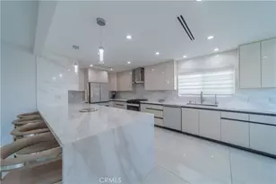 902 E Walnut Ave, Burbank, CA 91501 - Photo 4