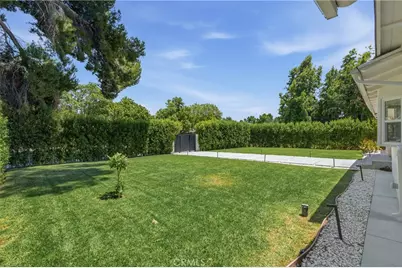 9253 White Oak Avenue, Northridge, CA 91325 - Photo 4