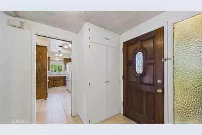 11246 Denivelle Place, Tujunga, CA 91042 - Photo 12