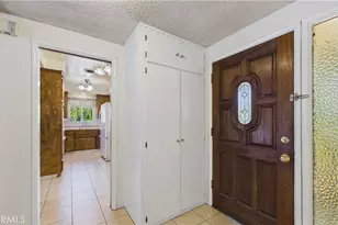 11246 Denivelle Pl, Tujunga, CA 91042 - Photo 12