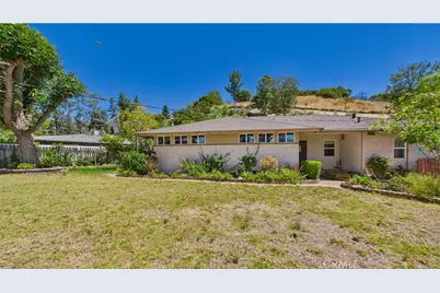 11246 Denivelle Place, Tujunga, CA 91042 - Photo 8
