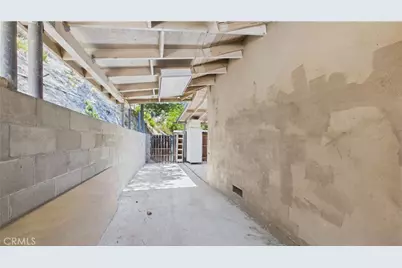 11246 Denivelle Place, Tujunga, CA 91042 - Photo 46