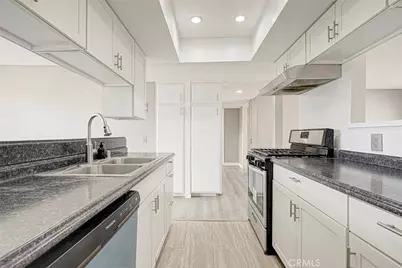 1013 Allen, Glendale, CA 91201 - Photo 14