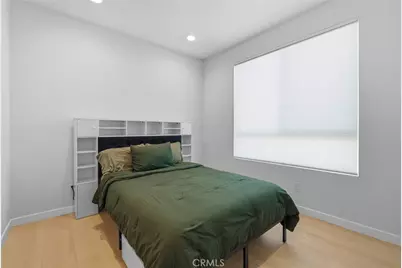 13107 W Lumina Way, Los Angeles, CA 91401 - Photo 32