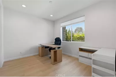 13107 W Lumina Way, Los Angeles, CA 91401 - Photo 10
