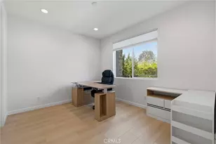13107 W Lumina Way, Los Angeles, CA 91401 - Photo 10