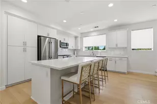 13107 W Lumina Way, Los Angeles, CA 91401 - Photo 16