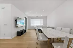 13107 W Lumina Way, Los Angeles, CA 91401 - Photo 22