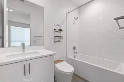 13107 W Lumina Way, Los Angeles, CA 91401 - Photo 34