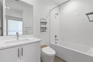 13107 W Lumina Way, Los Angeles, CA 91401 - Photo 34