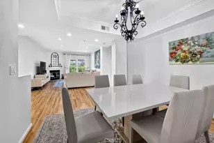 12407 Moorpark St, Studio City, CA 91604 - Photo 18