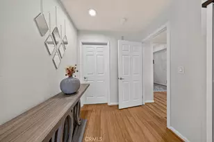 12407 Moorpark St, Studio City, CA 91604 - Photo 24