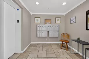 12407 Moorpark St, Studio City, CA 91604 - Photo 38