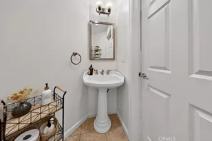 12407 Moorpark St, Studio City, CA 91604 - Photo 30