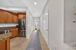 12407 Moorpark St, Studio City, CA 91604 - Photo 10
