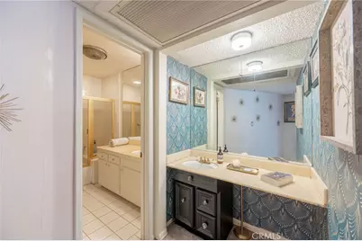 2260 N Cahuenga ##507, Los Angeles, CA 90068 - Photo 18