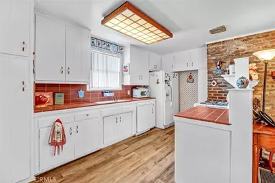 9818 Creemore Drive, Tujunga, CA 91042 - Photo 10