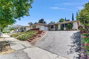 9818 Creemore Dr, Tujunga, CA 91042 - Photo 2
