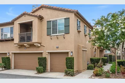 28377 Mirabelle Lane, Saugus, CA 91350 - Photo 2