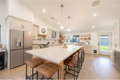 27706 Hartford, Castaic, CA 91384 - Photo 6