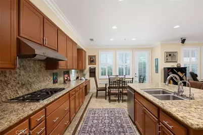 2738 Sleepy Hollow, Glendale, CA 91206 - Photo 30