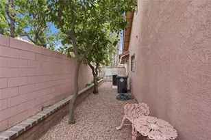 75100 La Sierra Dr, Palm Desert, CA 92211 - Photo 52