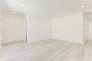 11943 Strathern St, North Hollywood, CA 91605 - Photo 46