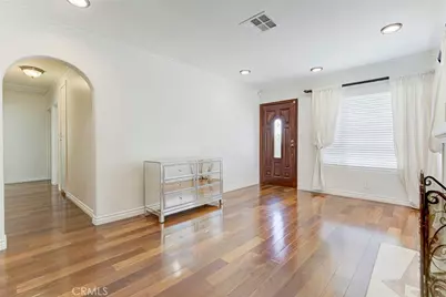 11943 Strathern Street, North Hollywood, CA 91605 - Photo 12