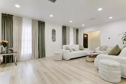 15556 Valerio, Van Nuys, CA 91406 - Photo 12