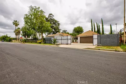 15556 Valerio, Van Nuys, CA 91406 - Photo 44