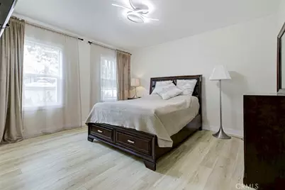 15556 Valerio, Van Nuys, CA 91406 - Photo 30