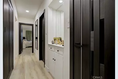 15556 Valerio, Van Nuys, CA 91406 - Photo 32