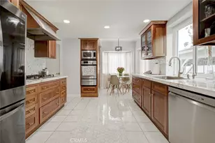 15556 Valerio, Van Nuys, CA 91406 - Photo 16