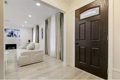 15556 Valerio, Van Nuys, CA 91406 - Photo 10