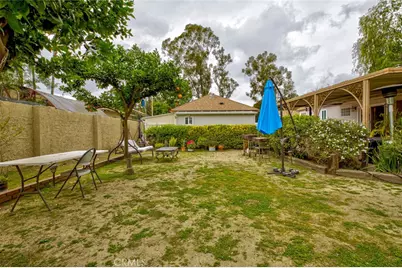 15556 Valerio, Van Nuys, CA 91406 - Photo 54