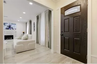 15556 Valerio, Van Nuys, CA 91406 - Photo 10