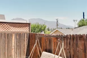 10616 Vanora Dr, Sunland, CA 91040 - Photo 28