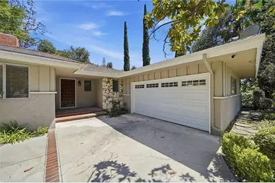 5154 Crown Avenue, La Canada Flintridge, CA 91011 - Photo 2