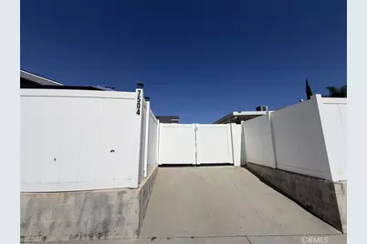 7502 N Hollywood Way, Burbank, CA 91505 - Photo 2