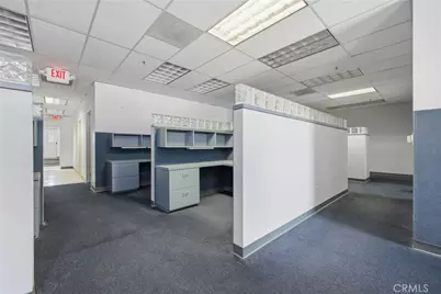700 W Wilson Avenue, Glendale, CA 91203 - Photo 32