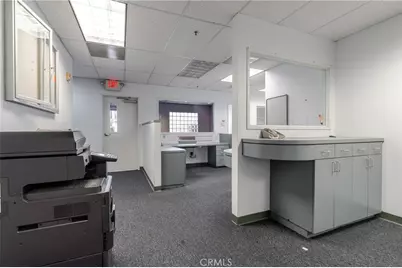 700 W Wilson Avenue, Glendale, CA 91203 - Photo 12