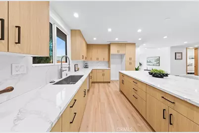 8369 Vine Valley, Los Angeles, CA 91352 - Photo 18