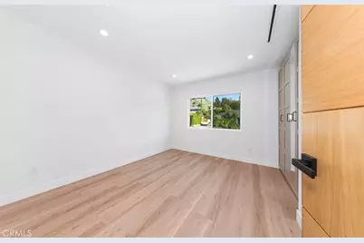 8369 Vine Valley, Los Angeles, CA 91352 - Photo 32