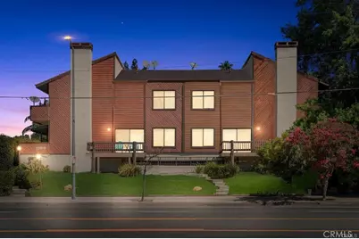 13819 Burbank Boulevard #7, Van Nuys, CA 91401 - Photo 22