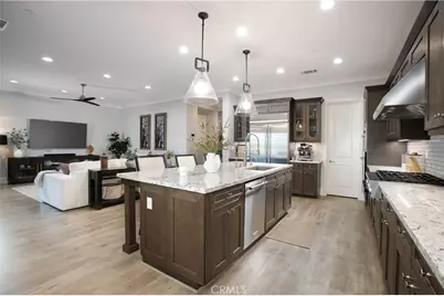27624 Camellia Drive, Saugus, CA 91350 - Photo 10