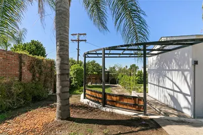 536 Hampton Road, Burbank, CA 91504 - Photo 50