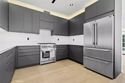 536 Hampton Road, Burbank, CA 91504 - Photo 22