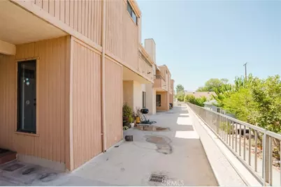 608 Hawthorne Street #C, Glendale, CA 91204 - Photo 14