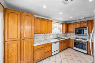 1207 Graynold, Glendale, CA 91202 - Photo 12