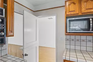 1207 Graynold, Glendale, CA 91202 - Photo 14